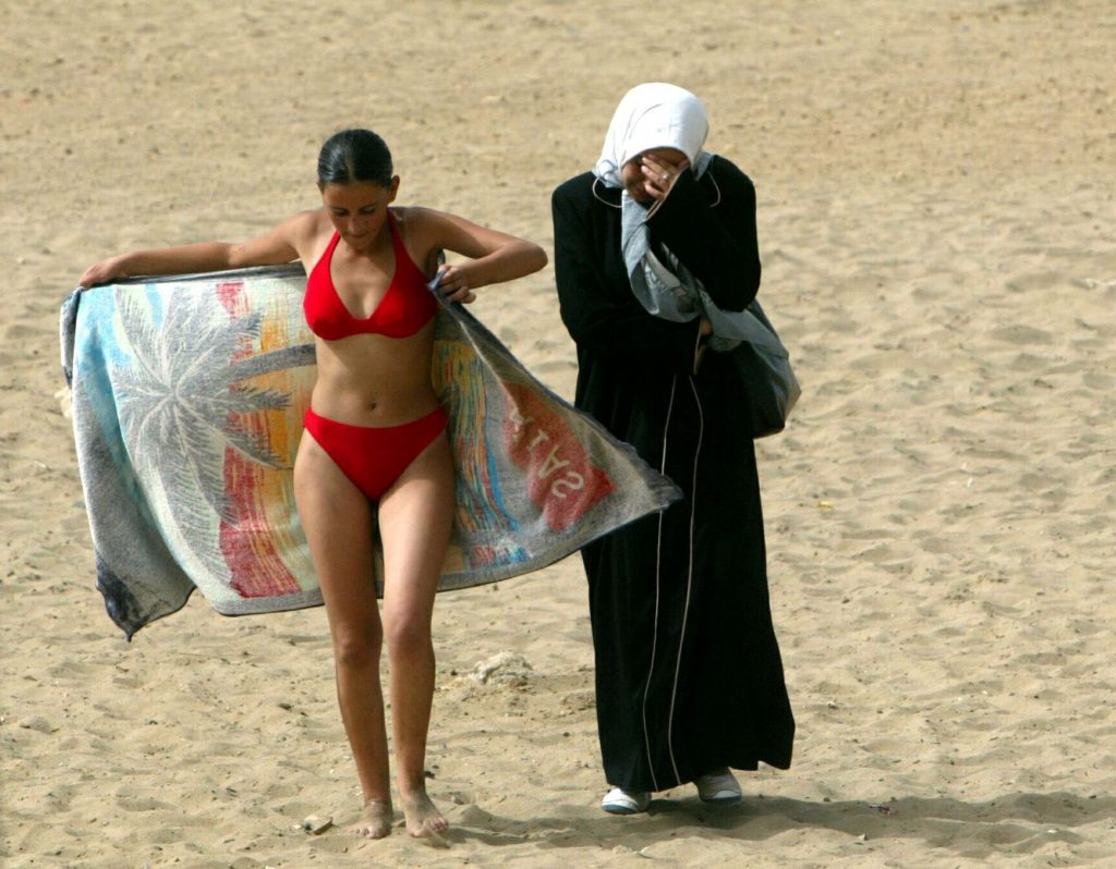 Порно Арабски Мусульманка