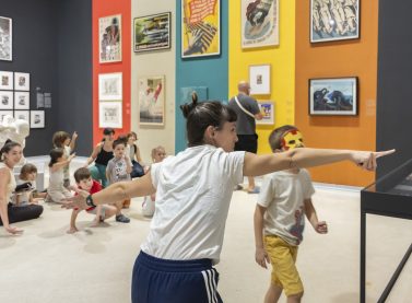 L’IVAM convida a les famílies a descobrir l’art contemporani a través de la dansa, la llum i el color