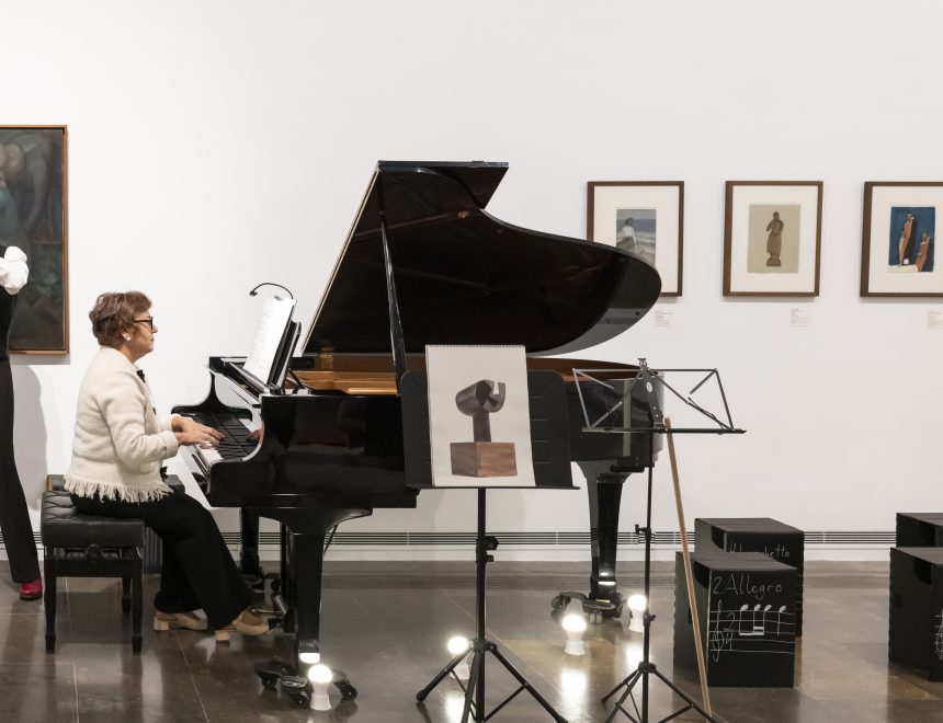 Stravinsky meets González. Taller familiar© Miguel Lorenzo