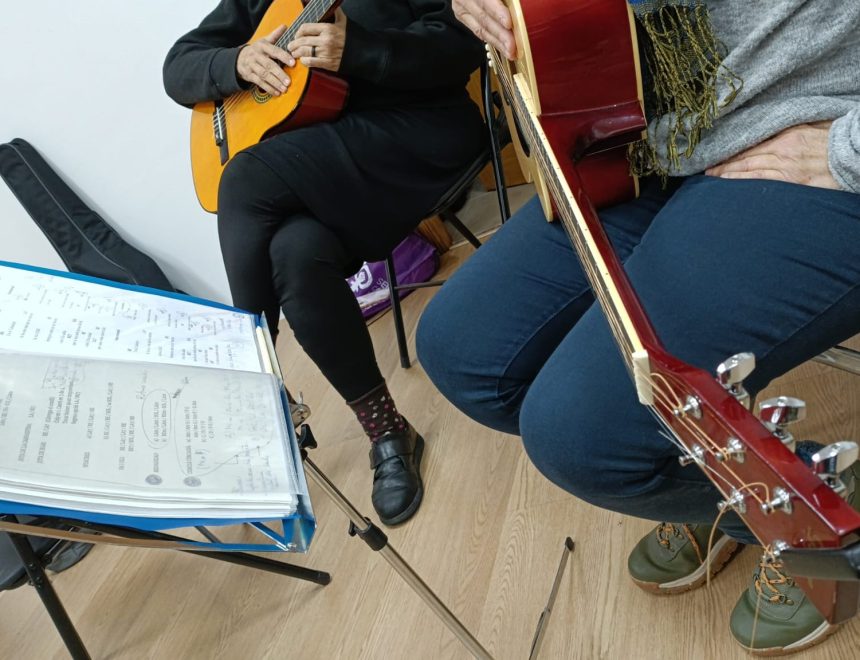 Taller de creación colectiva y musical ‘Cancionero cósmico’, un laboratorio para preparar el eclipse